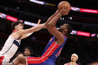 两位前锋的 两位前锋的