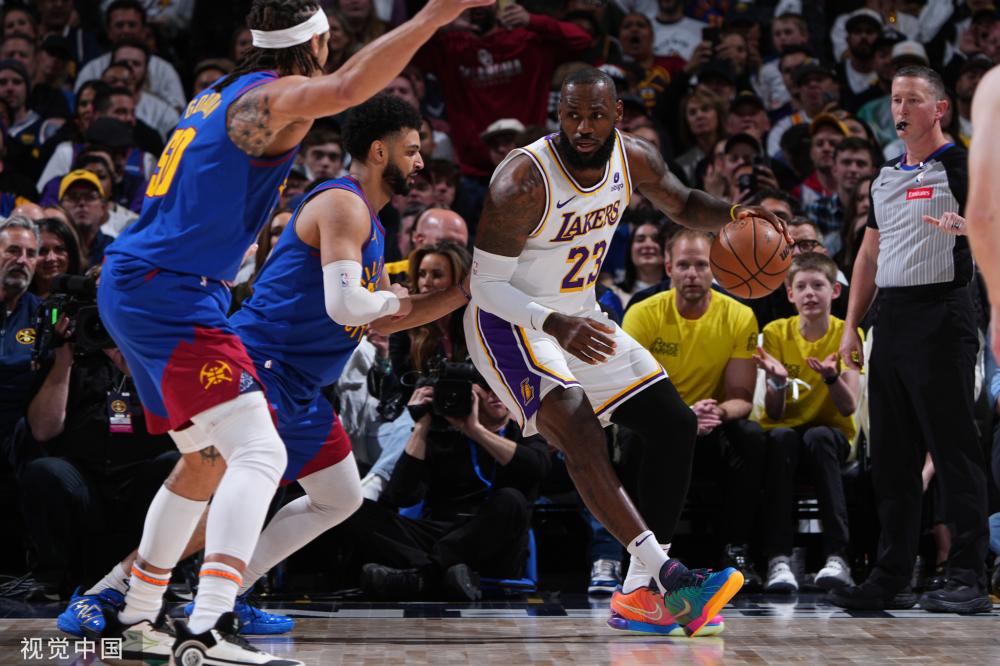 背后是日复 背后是日复